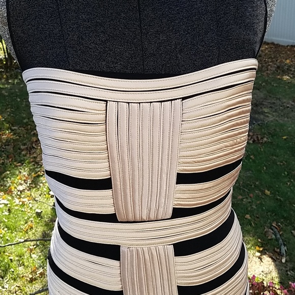 XSCAPE Gold and Black Dress Size 6 - Picture 2 of 8